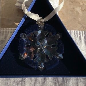 Swarovski crystal ornament 2012